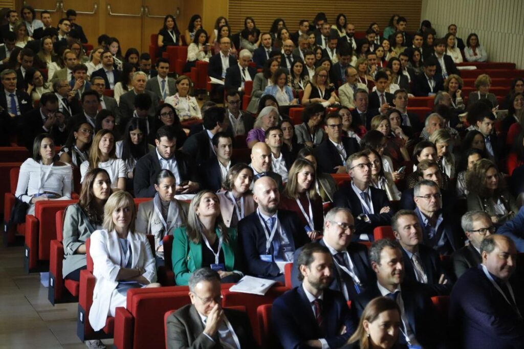 Palacio de Congresos de Córdoba - Azafatas en Córdoba - trianaazafatas.com 
