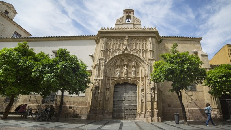 Palacio de Congresos de Córdoba - Azafatas en Córdoba - trianaazafatas.com 